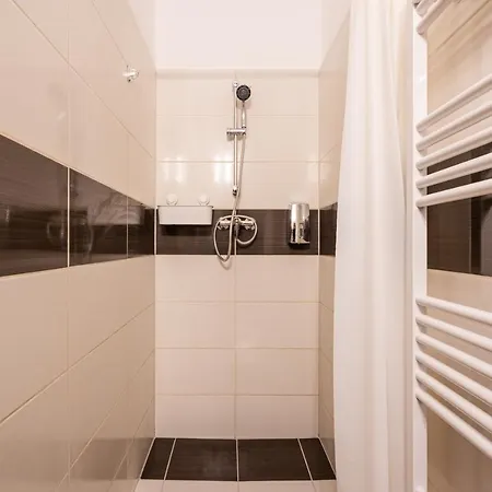 Life On The Blue Budapeste